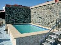 Hotel-Discovery-Pool